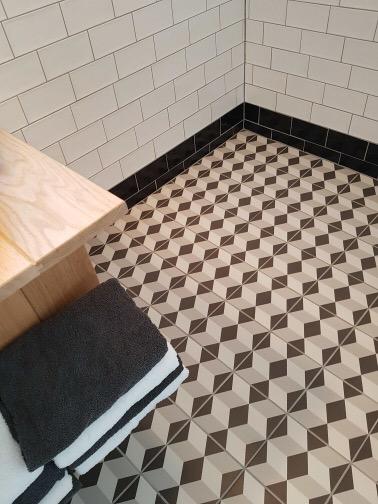 La Madeleine Victor 20X20